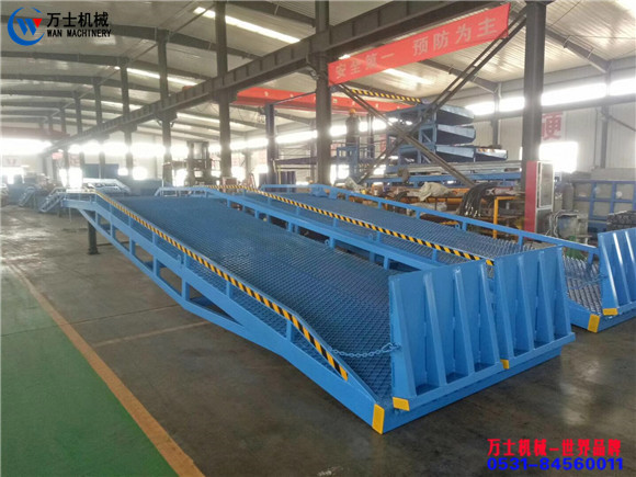 集装箱卸车平台是叉车专用产品吗(图2)